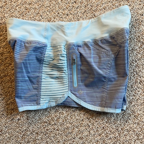 Lululemon Shorts - Picture 3 of 4